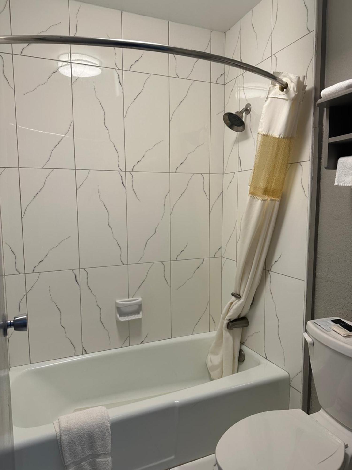 Executive Inn Locust Grove By Capital O Экстерьер фото