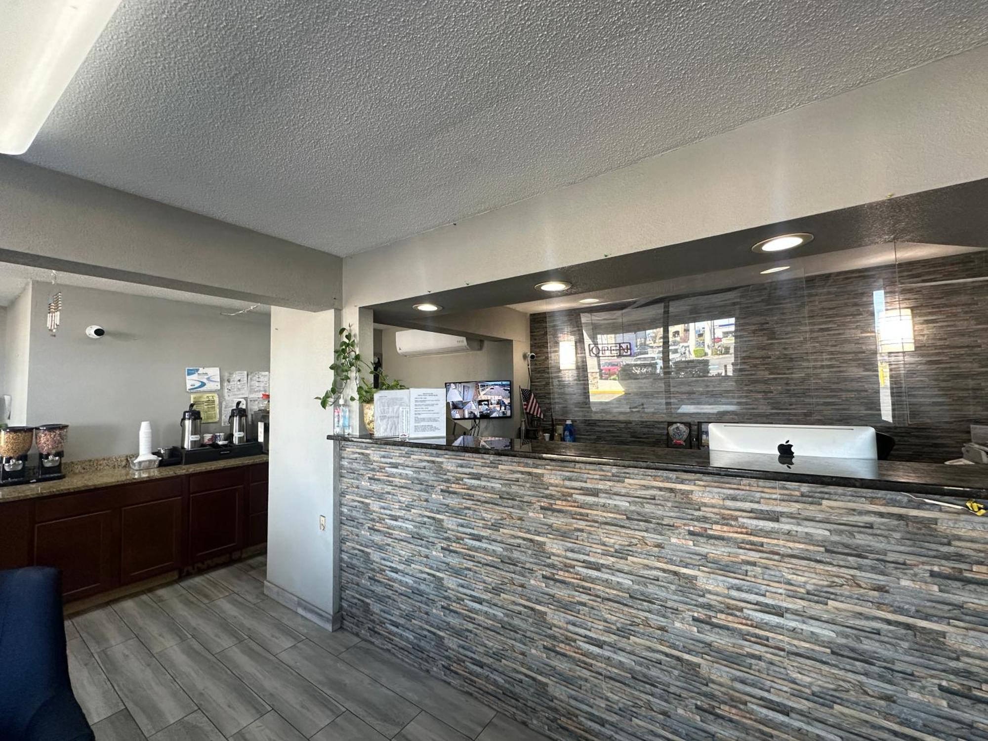 Executive Inn Locust Grove By Capital O Экстерьер фото